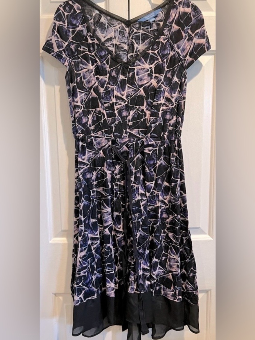 SIMPLY VERA - Soft & Stretchy Casual Dress - Black & Purple Geometric Pattern